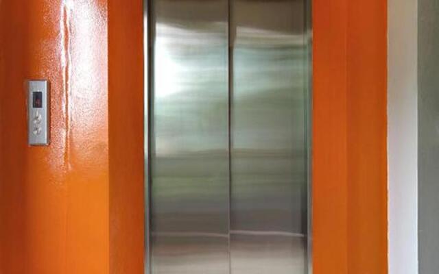 Saeng Panya Home - Boutique Residence (SHA Plus+)