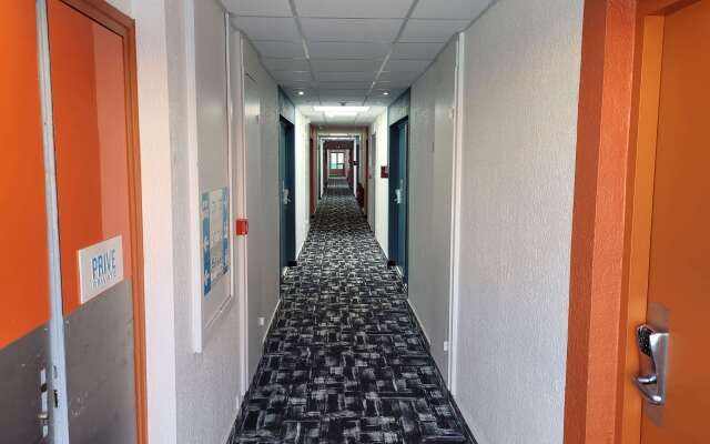 Kyriad Direct Lyon Nord - Dardilly