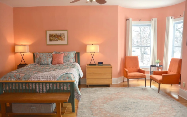Art and Lodging