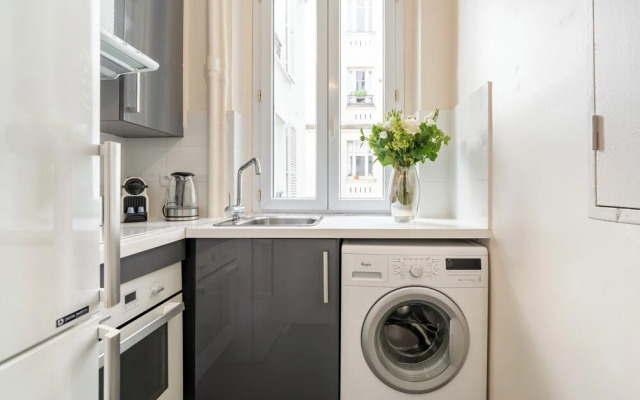 1539 Belles Feuilles