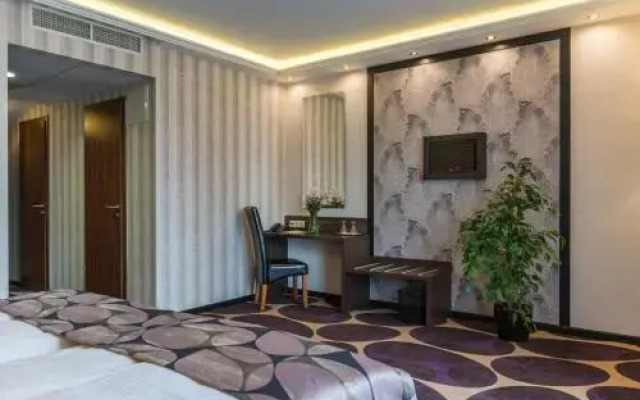 Victoria Garden Hotel és Étterem