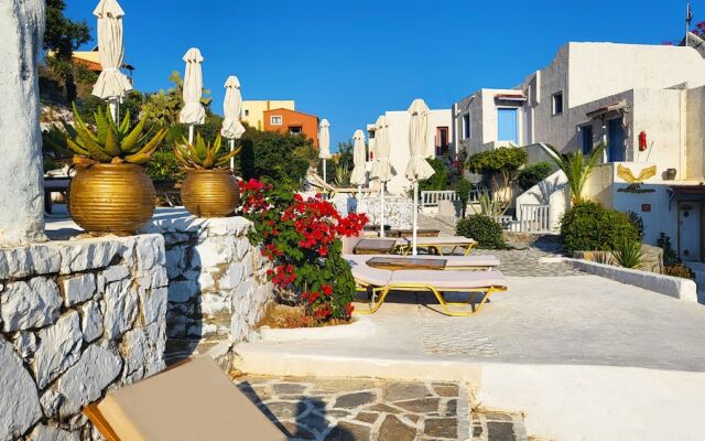 Room in Guest Room - Sun Shine Senior Suite Full View