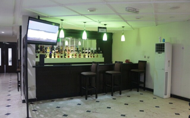 Olive Branch Hotel