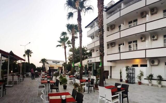 Mozaik Hotel Side