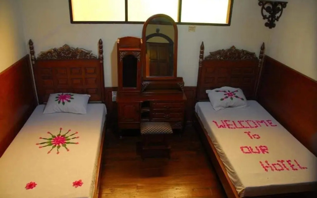 Bagan Central Hotel