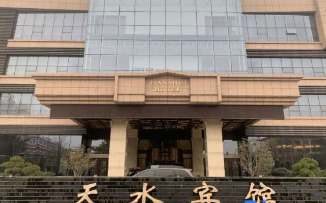 Lavande Hotel Tianshui Gangu Jicheng Square