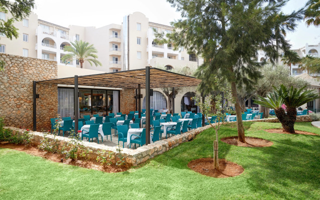 Protur Safari Park Aparthotel