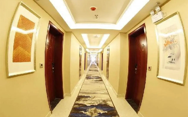 GreenTree Inn LanZhou YanBei Road United University Express Hotel