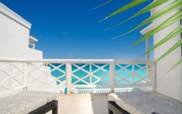 Caprice 9 Cable Beach Design Villa