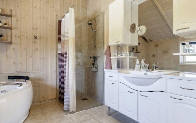6 Person Holiday Home in Hadsund-by Traum