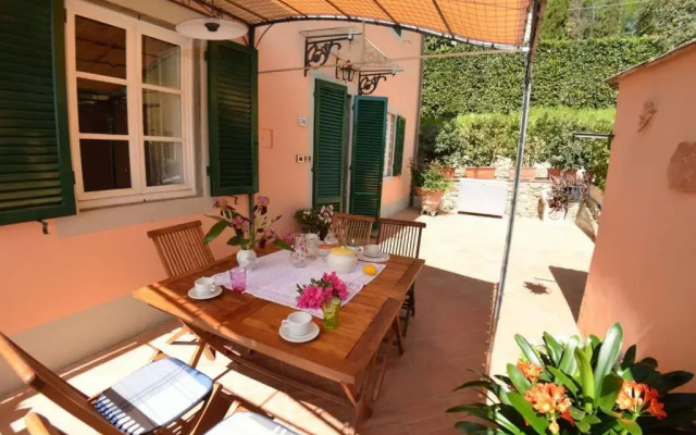 Alla Collina Del Sole