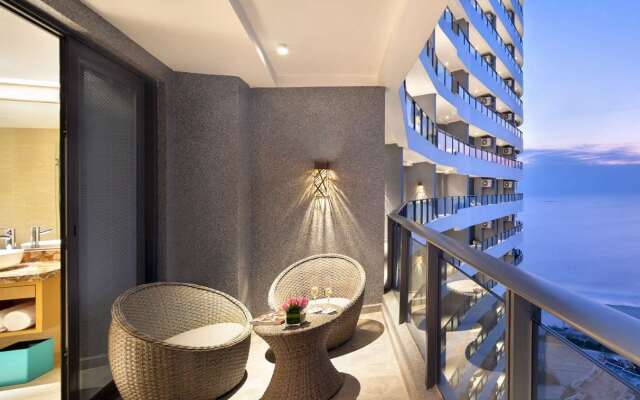 Wyndham Grand Plaza Royale Shuangyue Bay