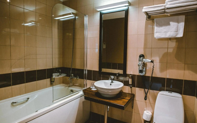 Hanza Hotel