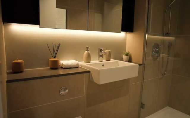 1 Bed Urban Escape in Battersea