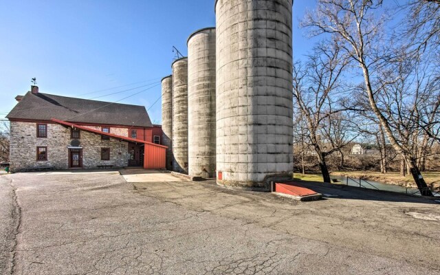 Creek Access & Deck: Runningwater Lancaster Gem