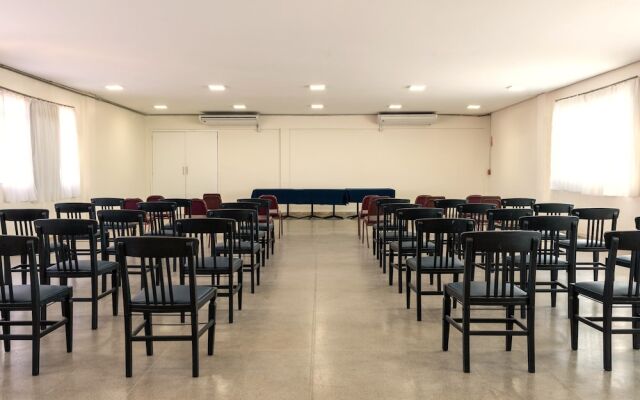 Italian Palace Hotel