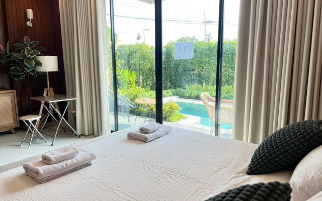 Royal Sammuk villas