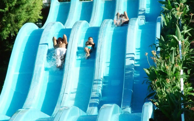 Aqualand Resort