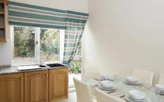 St Julian's Designer Maisonette