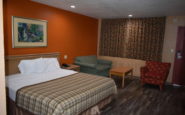 Apex Inn