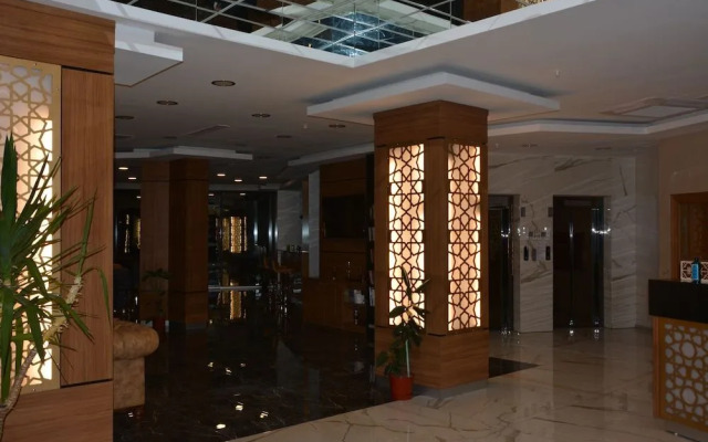 Winter City Hotel