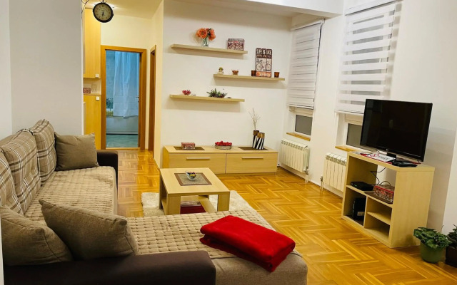 Jolly Apartment - Belgrade