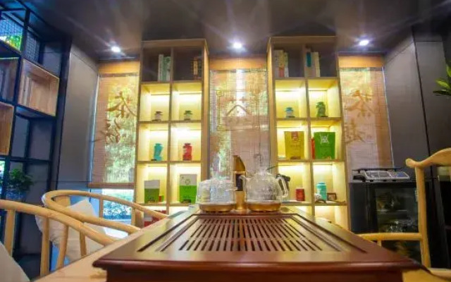 Qi Yuan Hotel