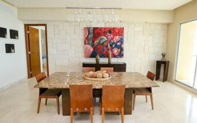 Encanto Living 1103 -3BR by Kivoya