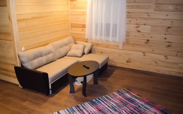 Загородный отель «Лесное озеро»