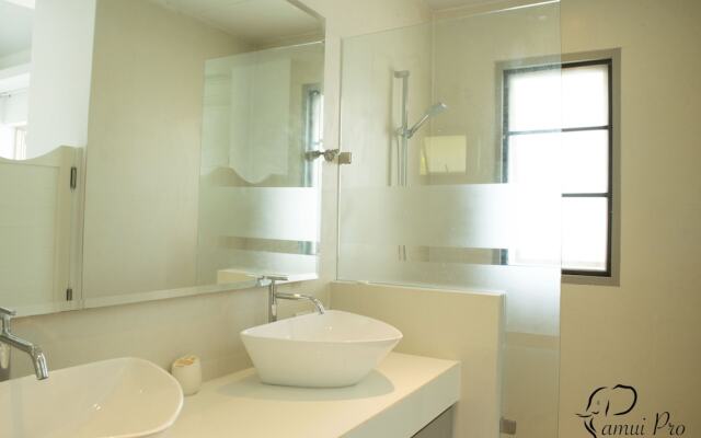 12 Bedroom Luxury Twin Sea View Villas Angthong