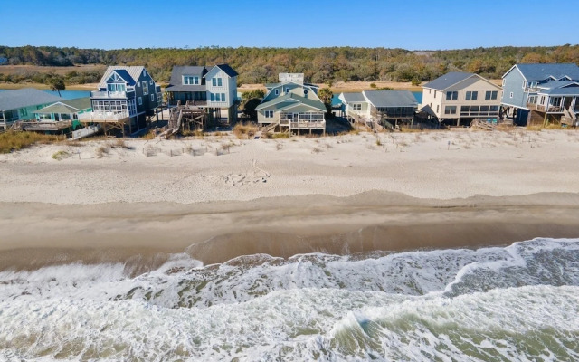 Laughin Place I 1 Bedroom Home by Peace Vacations