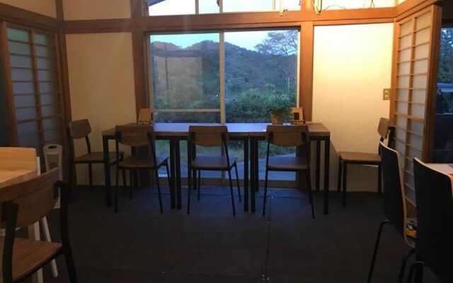 Guesthouse-Lahar- Hostel