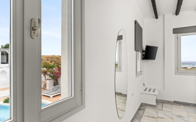 Mr & Mrs White Paros Suites & More