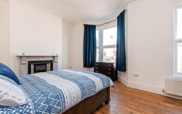 Inviting 3-dbl Bedrooms House in Ramsgate