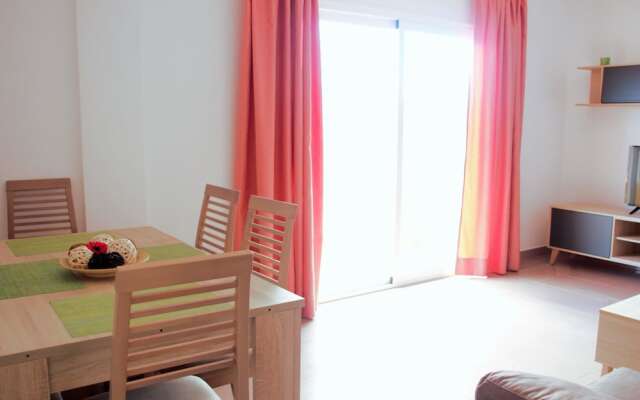 Apartamentos Tao Sergio