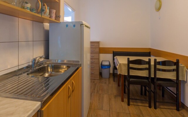 Apartment Mira