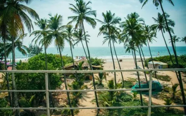 Free Flow Eco-Resort