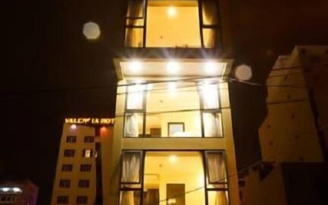Apple Hotel