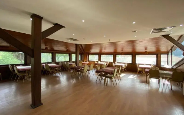 Green Mount Hotel & Spa