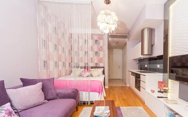 Mera Suites