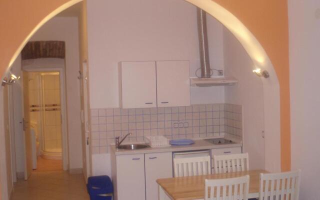 Apartments Jeličić