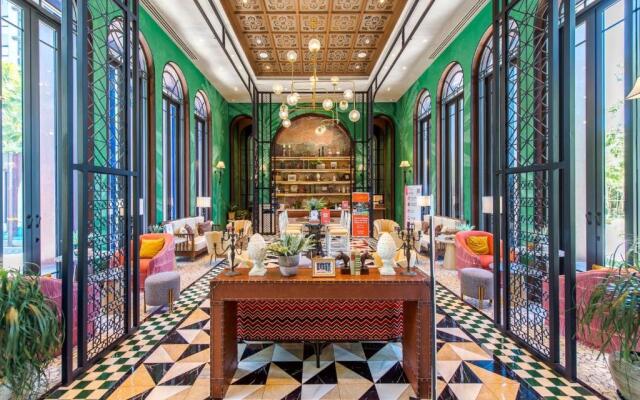 2BR Designer's villa at La Habana Huahin