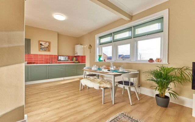 Host Stay Redlands Annexe