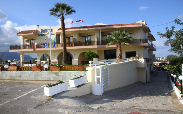Triton Garden Hotel