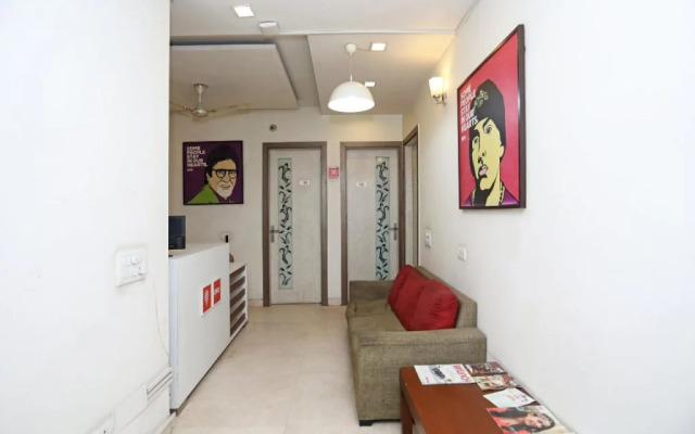 OYO Flagship 555 Kings Stay