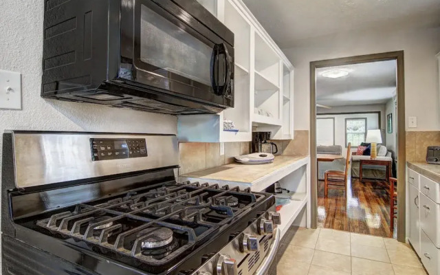 Simons Town 6031rpc 3 Bedroom Home by RedAwning