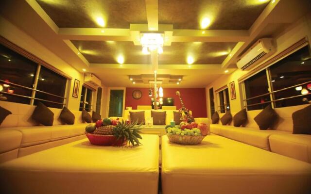 Indiavacationz Houseboats