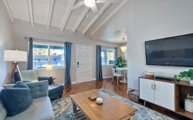 3080 Lincoln - Unit 12