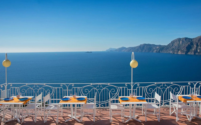 Hotel Tramonto d'Oro
