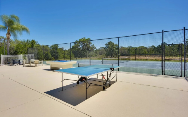 Family Retreat w/ Pool: 10 Mi to Disney!